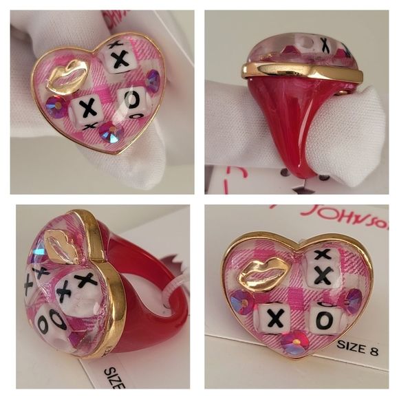 Betsey Johnson Jewelry - Betsey Johnson Ring 3D Heart Lips Dice Size 8 NWT #535